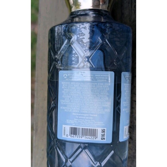 NEW Discontinued Dressed In White Body Wash Shower Gel Bath & Body Works 10 Oz - Picture 3 of 3